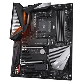 Gigabyte X570 AORUS ULTRA DDR4 Üçlü M.2 RGB Fusion AM4 16x