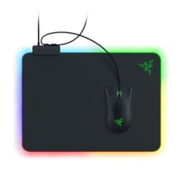 Razer Firefly V2 Oyuncu Mouse Pad RZ02-03020100-R3M1