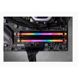 Corsair Vengeance RGB Pro CMW16GX4M2C3200C14 16 GB (2x8) DDR4 3200 MHz CL14 Ram