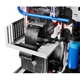 Thermaltake PCI-e 3.0 X16 600mm Riser Kablo AC-050-CO1OTN-C1