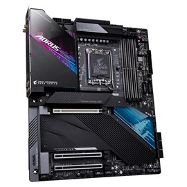 Gigabyte Z690 Aorus Master Intel Z690 Soket 1700 DDR5 6400(OC)MHz E-ATX Anakart