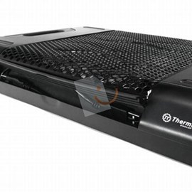 Thermaltake CL-N0015 Massive23 LX 23cm Mavi Ledli Fanlı 17 Notebook Soğutucusu