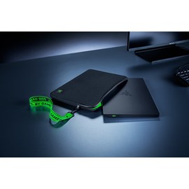 Razer Neoprene Sleeve V2 13 Notebook Kılıfı RC21-01440100-R3M1