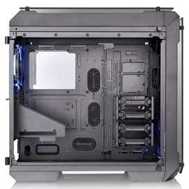 Thermaltake CA-1I7-00F1WN-00 View 71 TG E-ATX Full Tower Siyah Gaming 4 Camlı Kasa